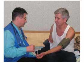 Бигнов у врача, фото Роберта Загреева, сайт Собкор®ru. Бигнов у врача, фото Роберта Загреева, сайт Собкор®ru.