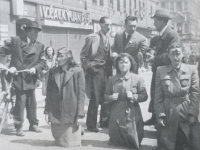Расправа над судетскими немцами, Чехословакия, 1945. Фото: kulturologia.ru Расправа над судетскими немцами, Чехословакия, 1945. Фото: kulturologia.ru