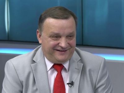 Председатель Красноярского краевого суда Николай Фуга. Скрин видео: t.me/ostorozhno_novosti Председатель Красноярского краевого суда Николай Фуга. Скрин видео: t.me/ostorozhno_novosti